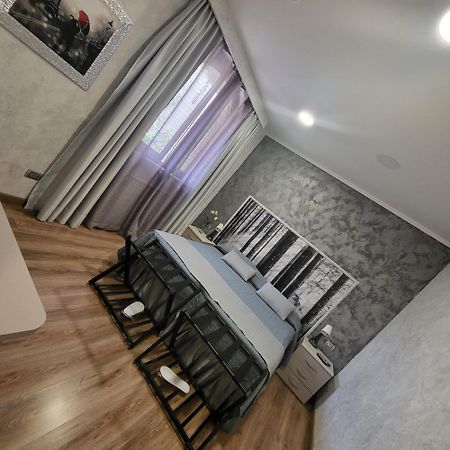 Illuvia 2 Affitta Camere กอร์นาเรโด ภายนอก รูปภาพ