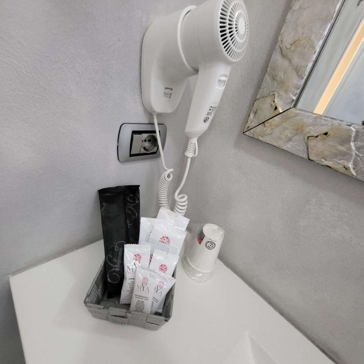 Illuvia 2 Affitta Camere กอร์นาเรโด ภายนอก รูปภาพ